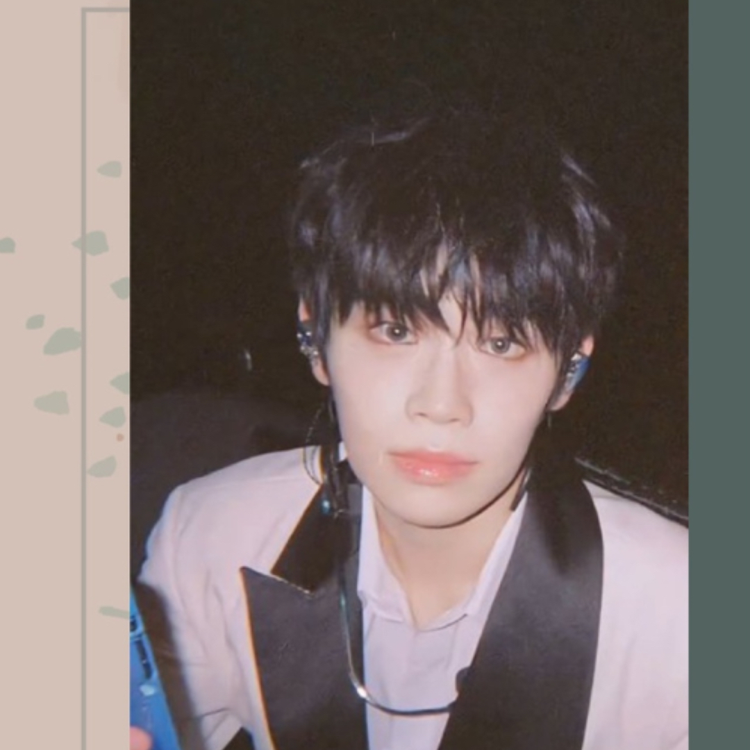 キム・テレ (ZEROBASEONE)の舞台裏ショット