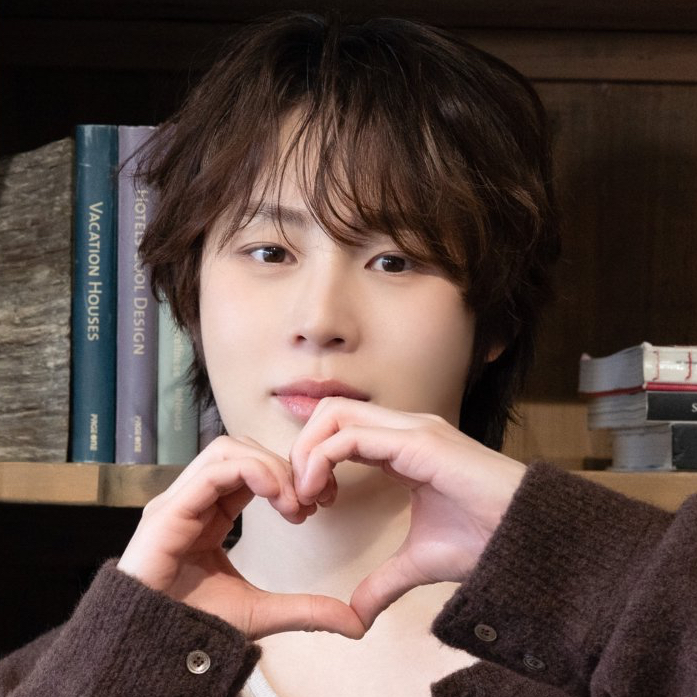 하성운의 비하인드 컷