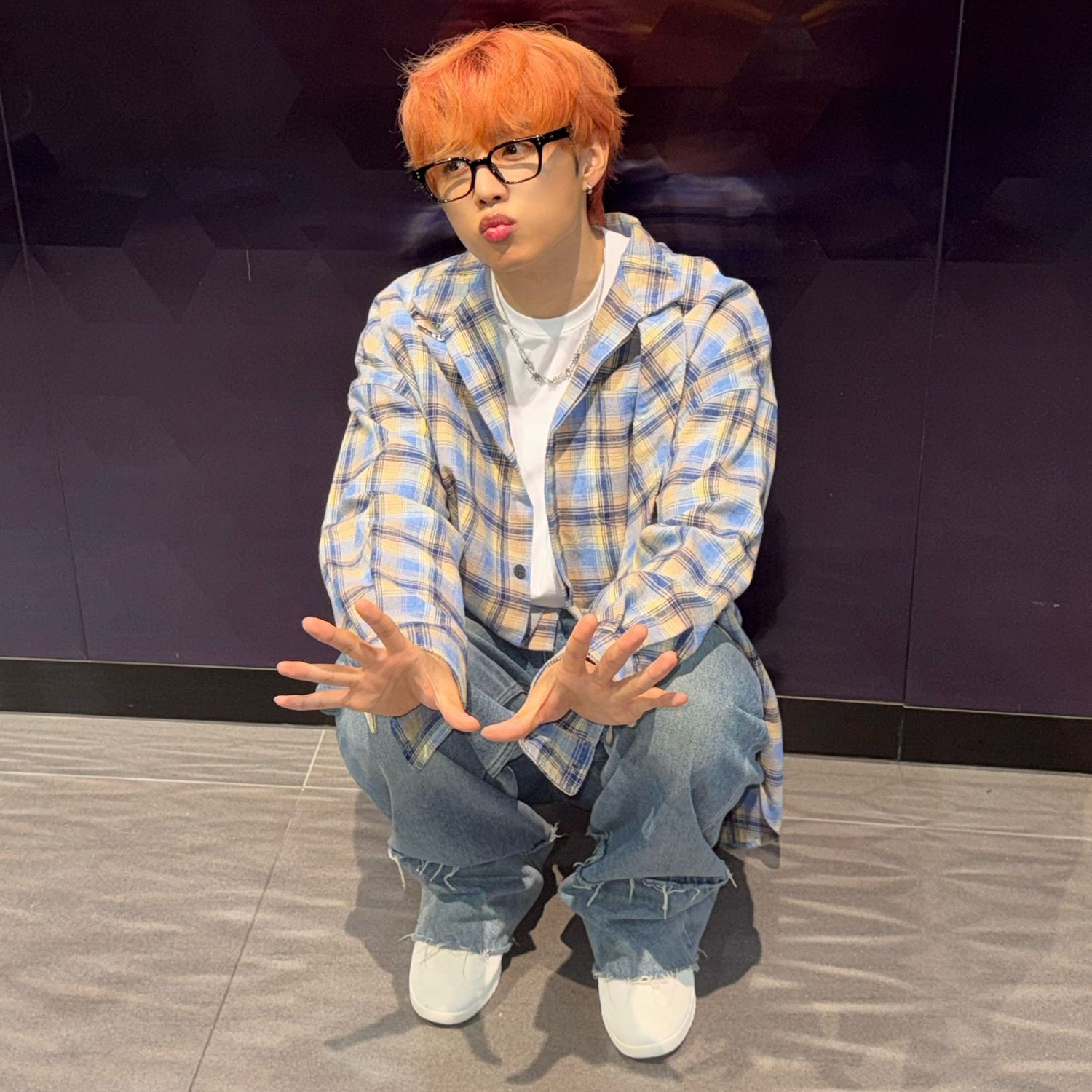 Behind-the-scenes cut of Sunwoo (THE BOYZ)