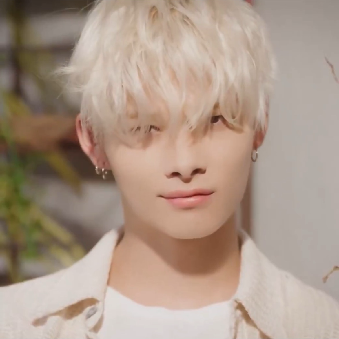 Foto terbaru NI-KI (ENHYPEN)