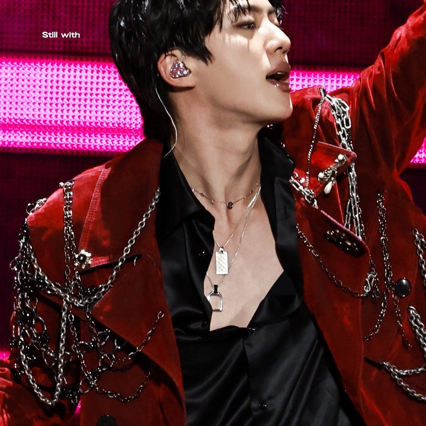 Behind-the-scenes cut of Jin (BTS)