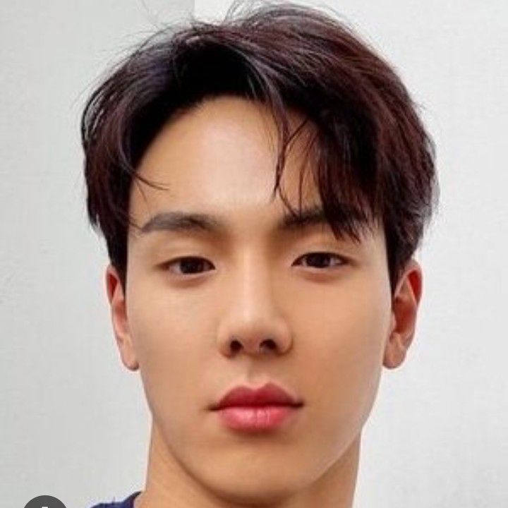Behind-the-scenes cut of Shownu (MONSTA X)