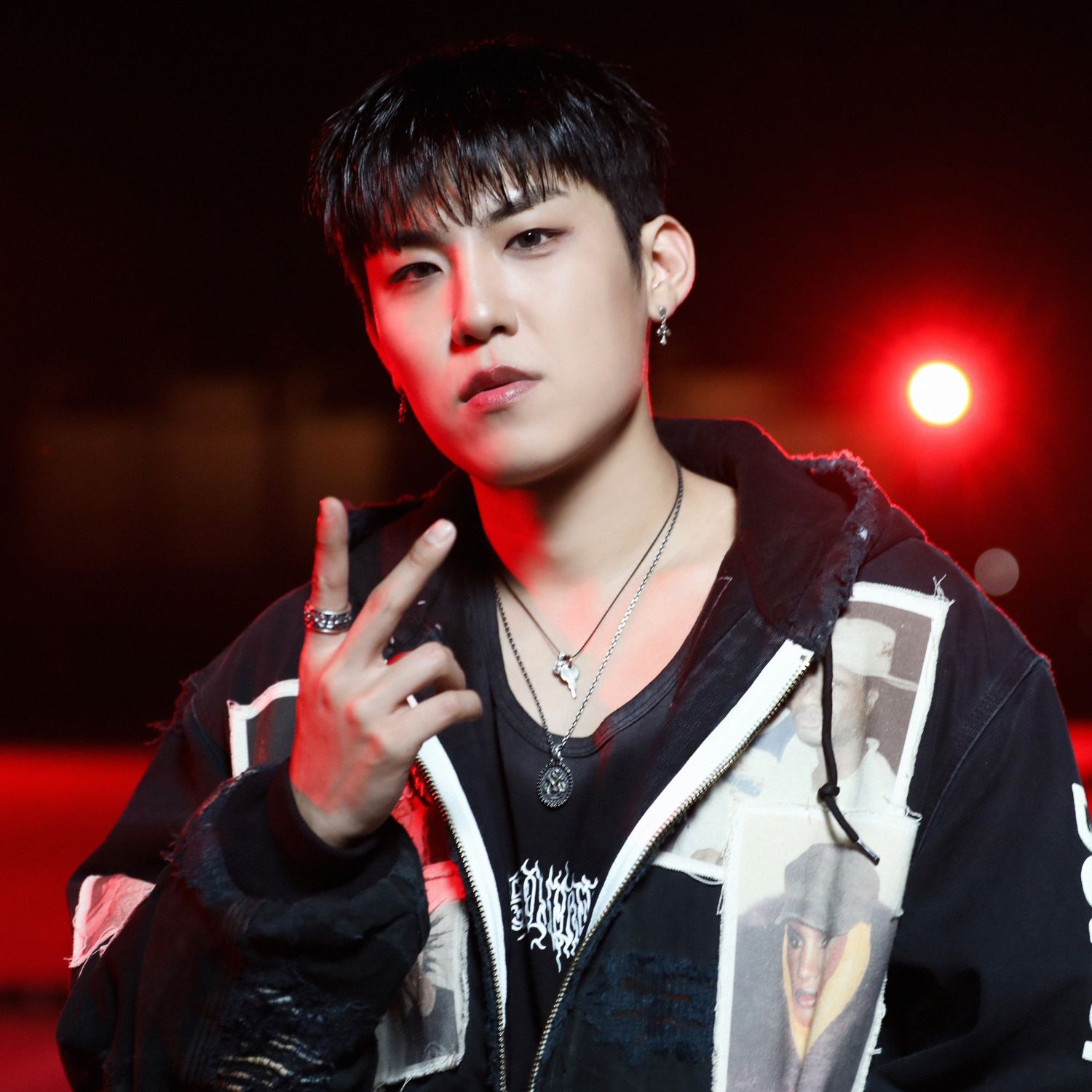 Behind-the-scenes cut of Park Woojin (AB6IX)