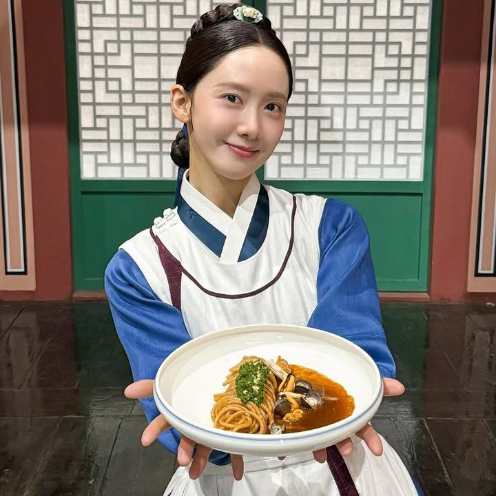 Latest photo of Yoona (Girls' Generation)
