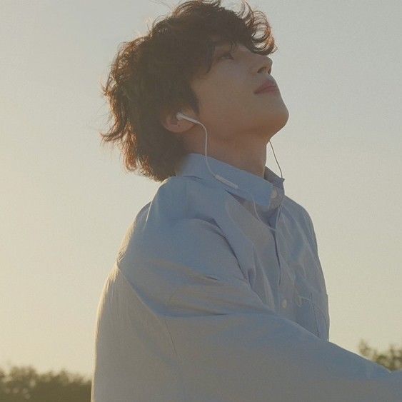 Latest photo of Han Seungwoo