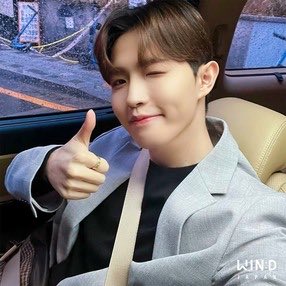 Potret di balik layar Kim Jaehwan