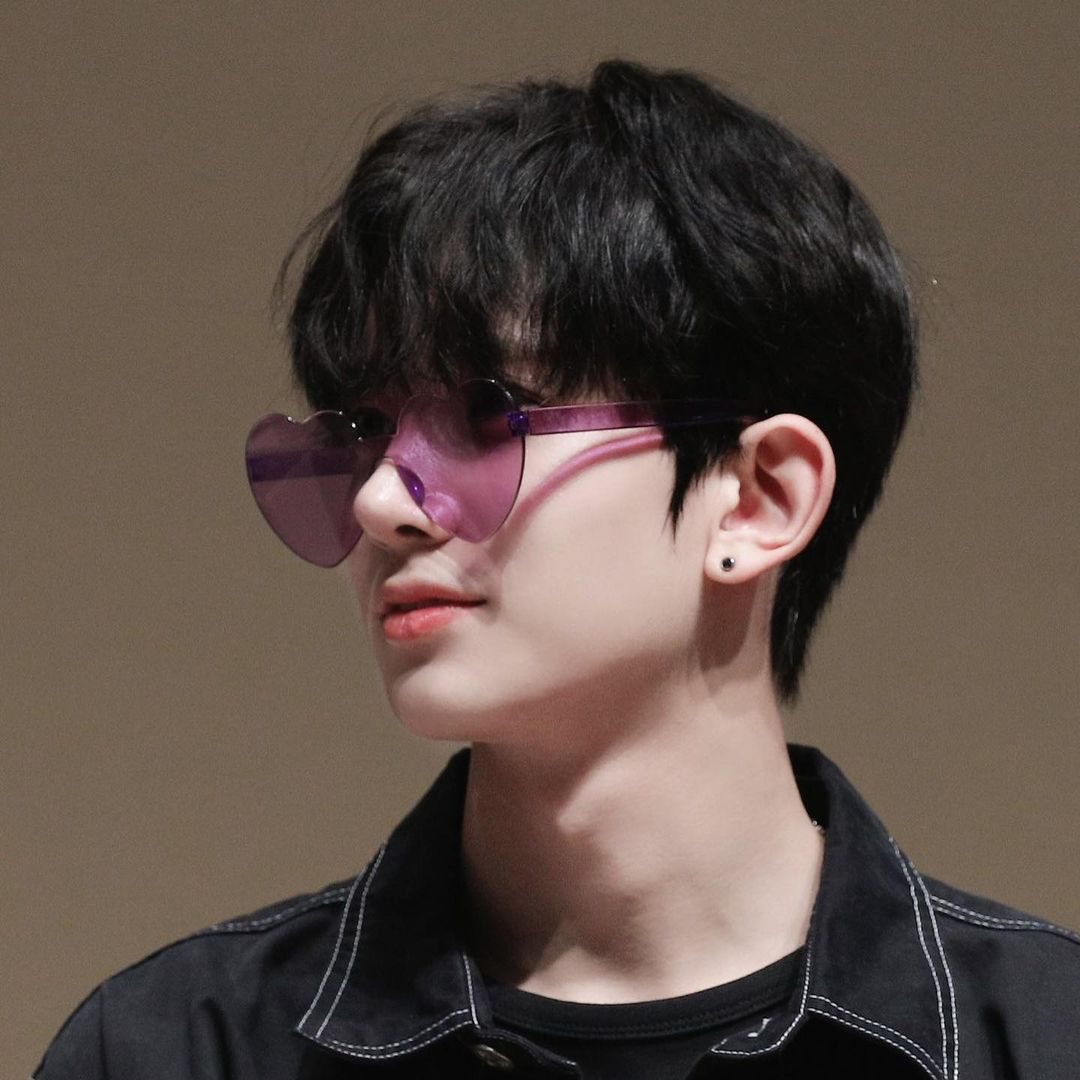 희승 (ENHYPEN)의 최신 사진