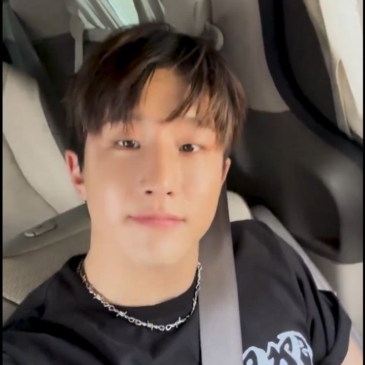 Behind-the-scenes cut of Jinjin (ASTRO)