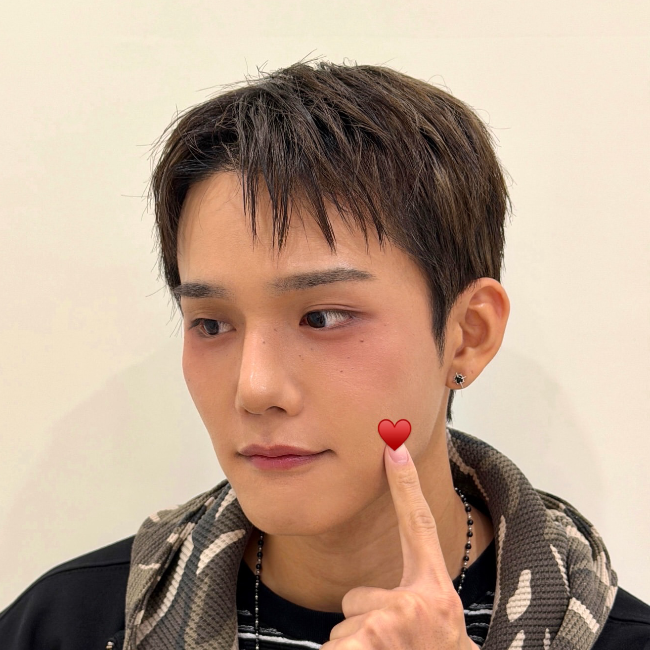 Latest photo of Seunghun (B.D.U)