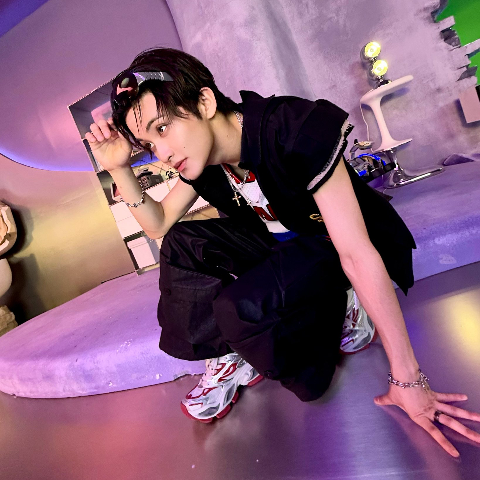 Behind-the-scenes cut of Mark (NCT 127, NCT DREAM)