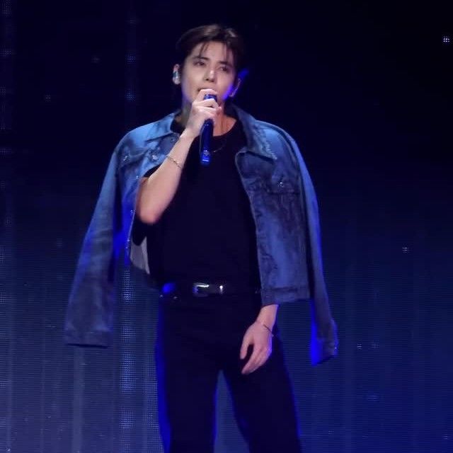 A moment captured by Taehyun (TOMORROW X TOGETHER)'s fan