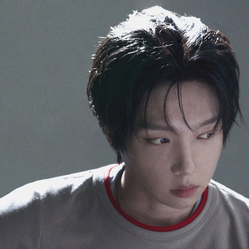 Latest photo of Jeong Sewoon