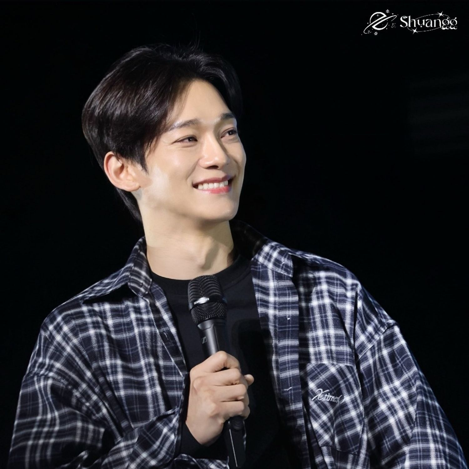 Foto aktivitas terbaru Chen (EXO)
