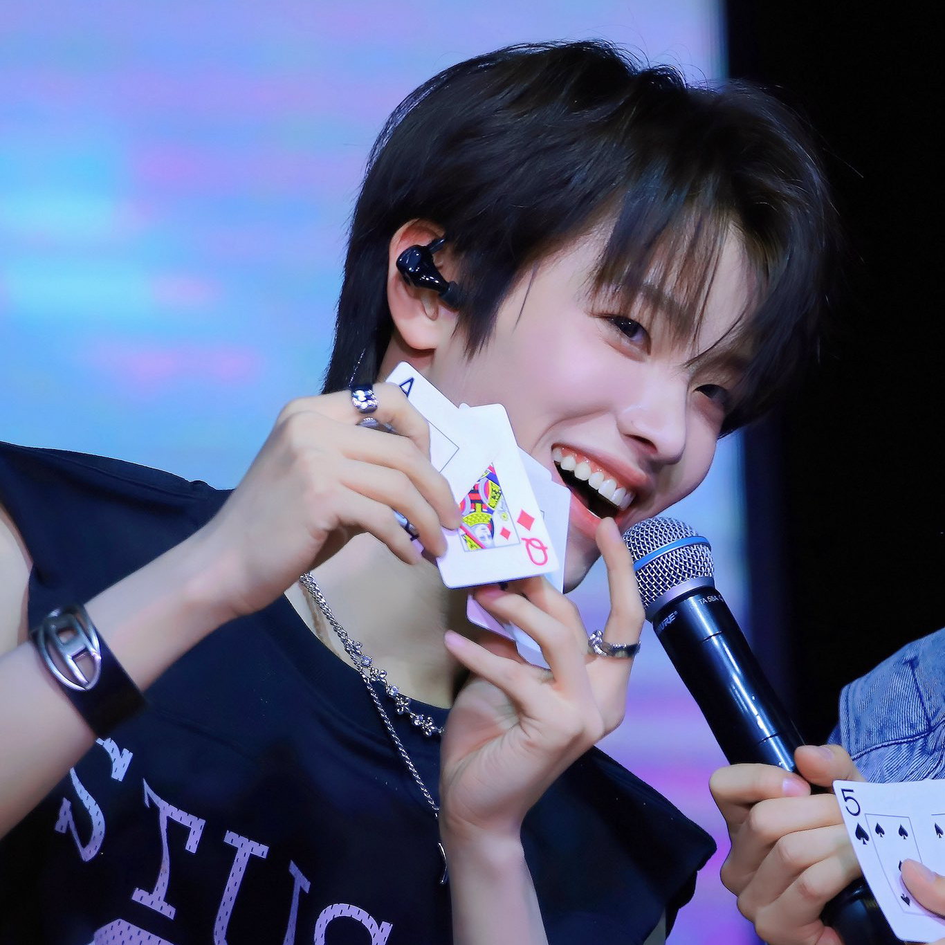 A moment captured by Chen Kaiwen's fan