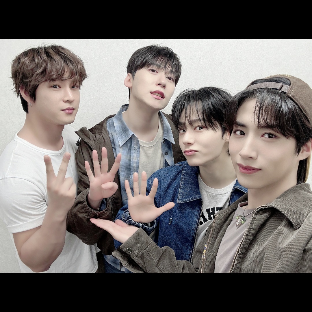 A moment captured by Seoho (ONEUS)'s fan