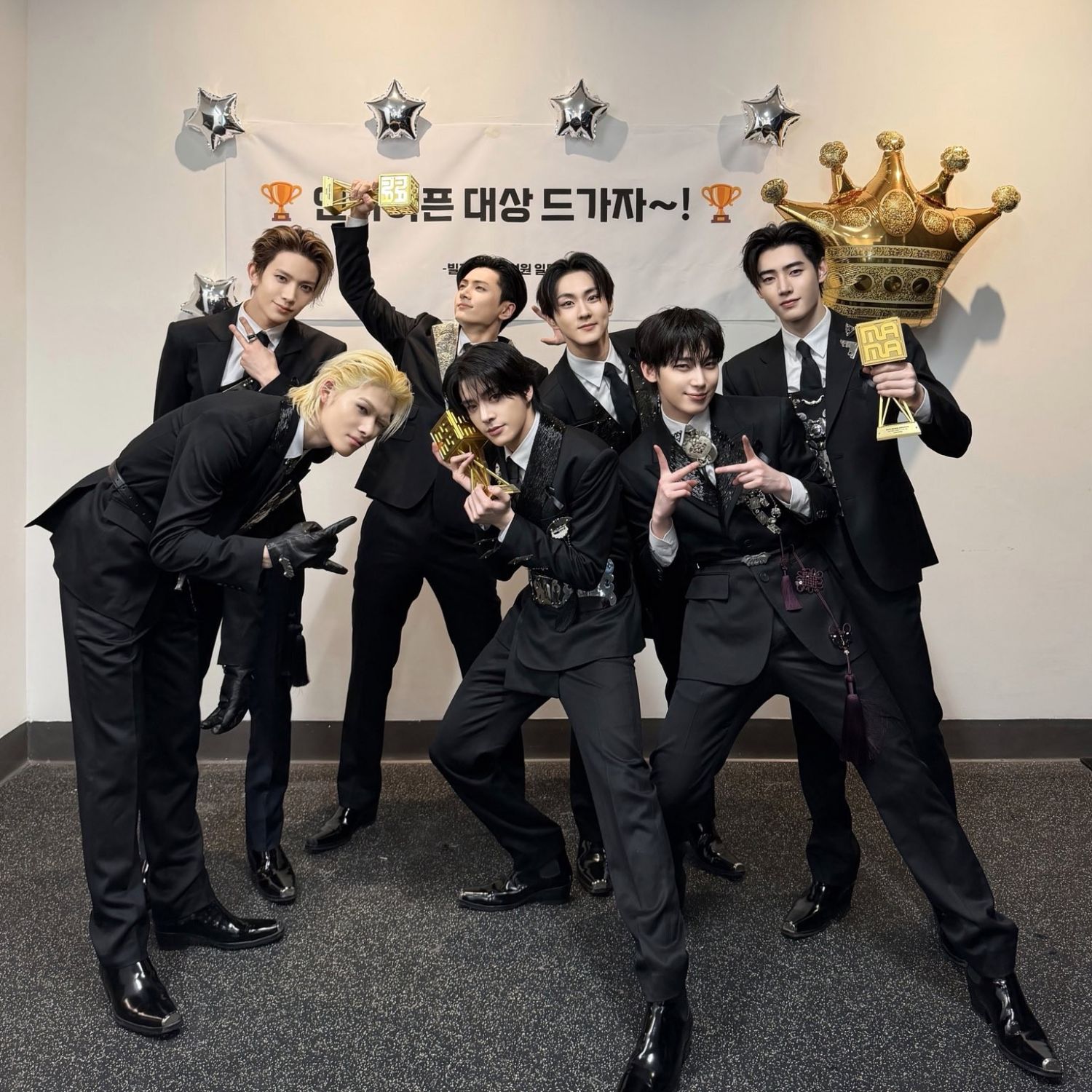 Hot post catching attention from 제이 (ENHYPEN)'s fandom