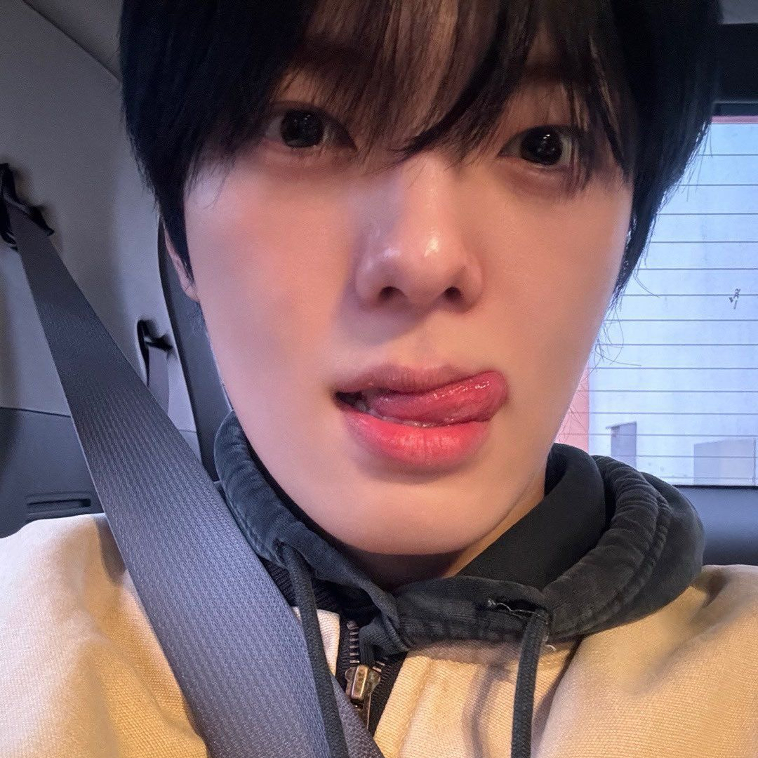 Recent activity shot of LEEJEONG (WHIB)