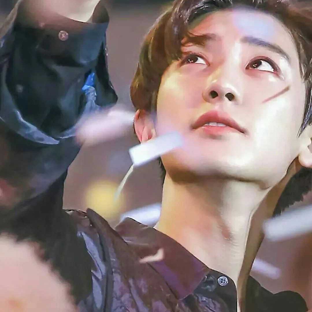 灿烈 (EXO)粉丝拍下的瞬间