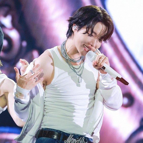 Momen yang diabadikan oleh penggemar BTS