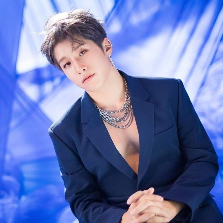 Behind-the-scenes cut of Jinjin (ASTRO)