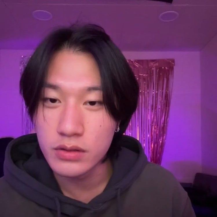 Behind-the-scenes cut of Bang Yedam