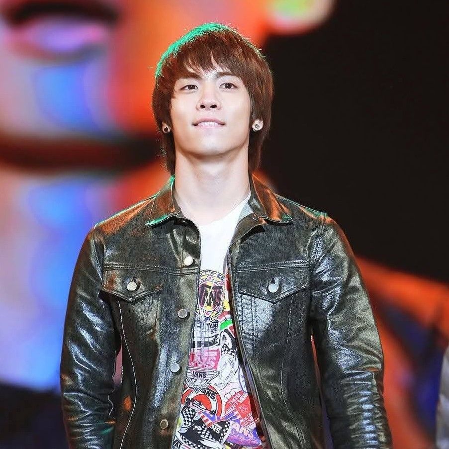 Latest photo of Jonghyun (SHINee)