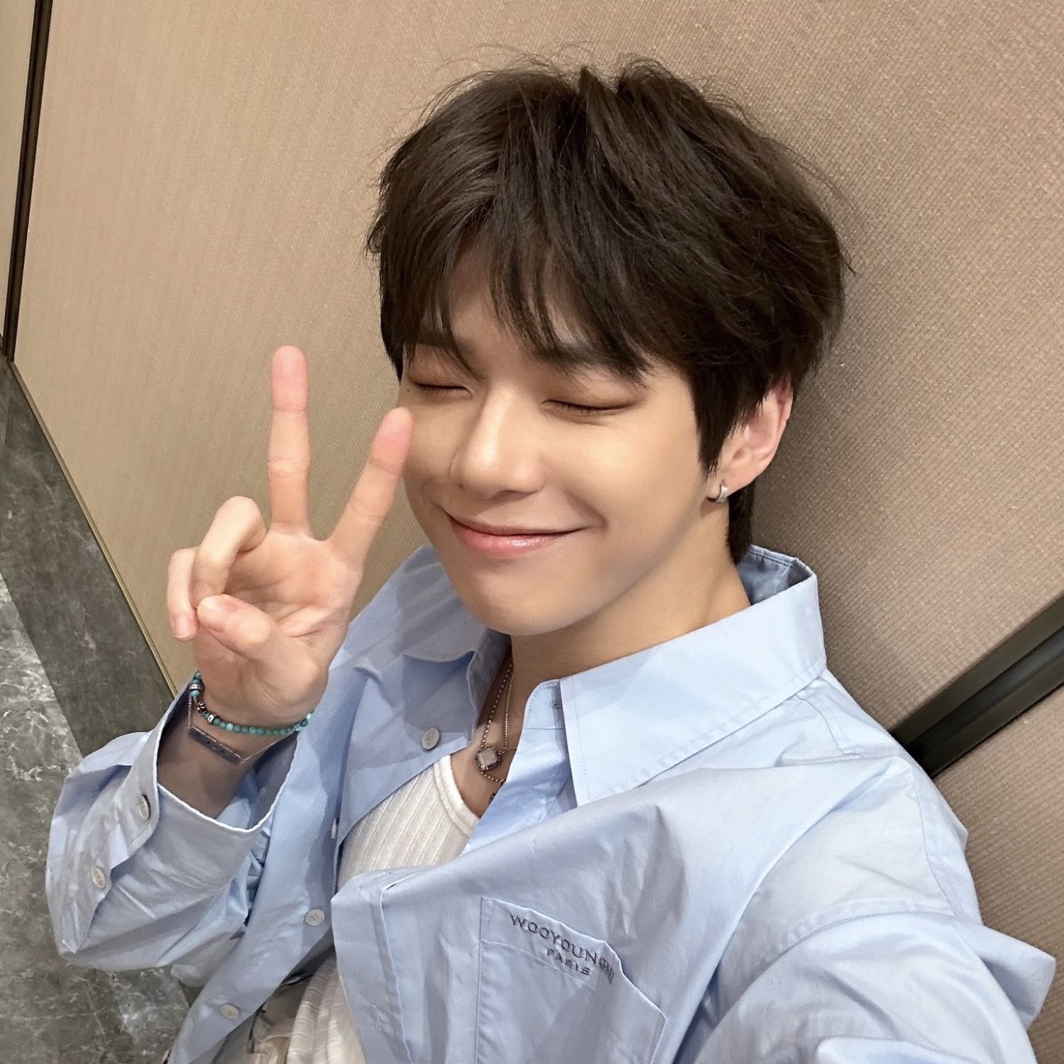 Latest photo of Kang Daniel