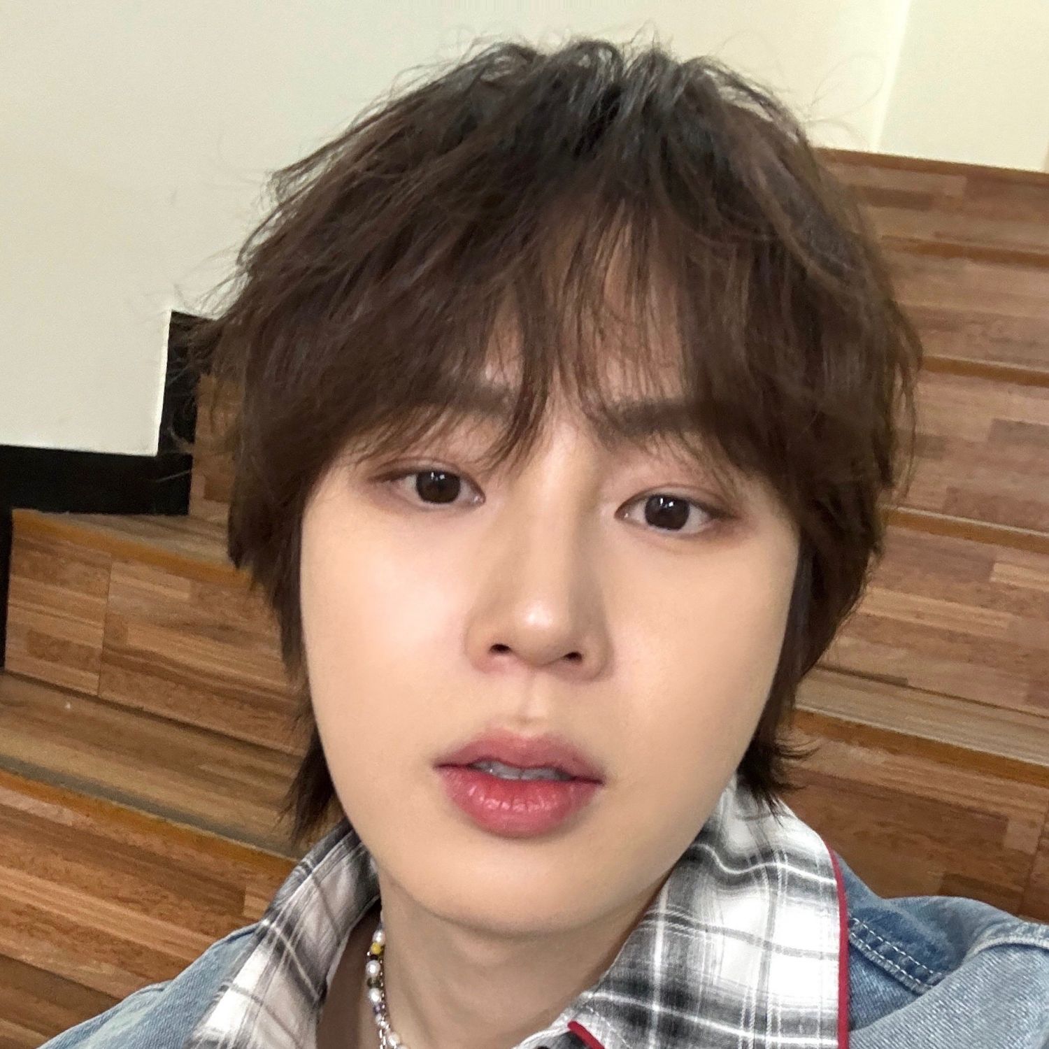 A moment captured by Ha Sungwoon's fan