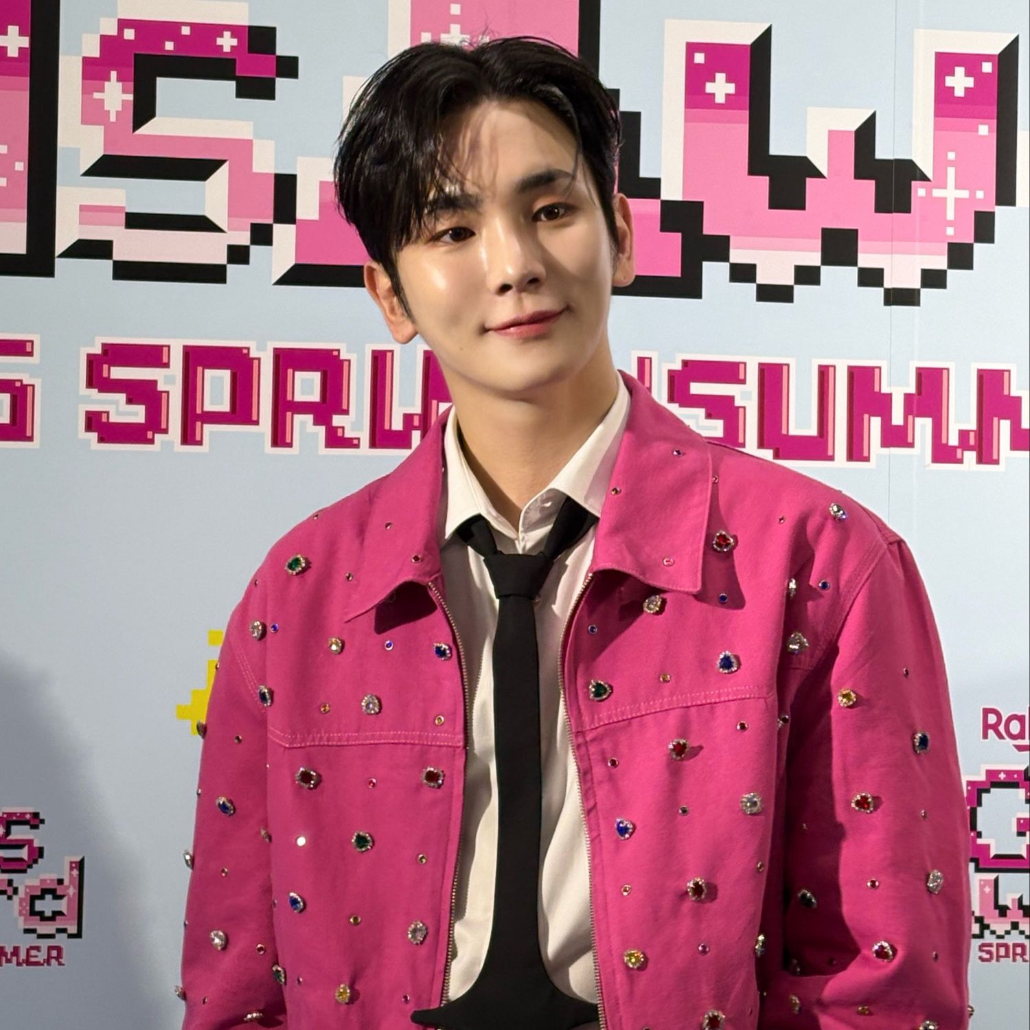 Behind-the-scenes cut of Key (SHINee)