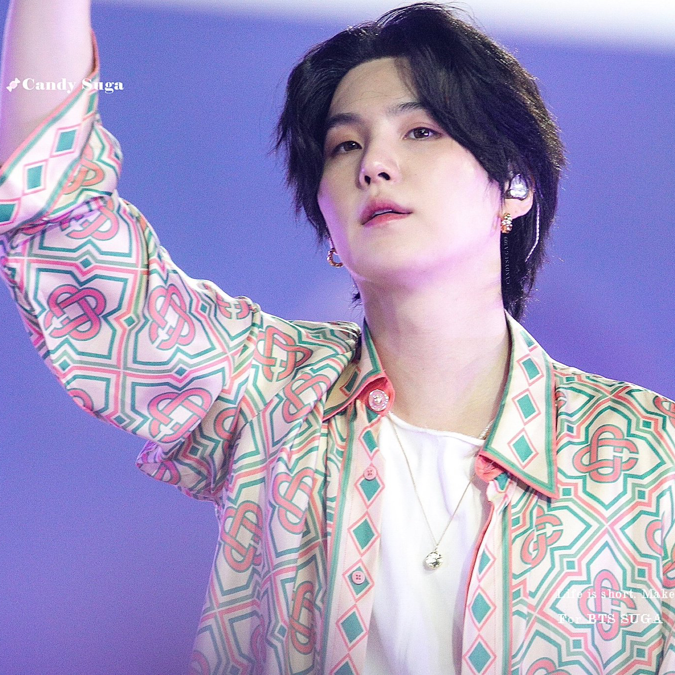 Latest photo of SUGA (BTS)