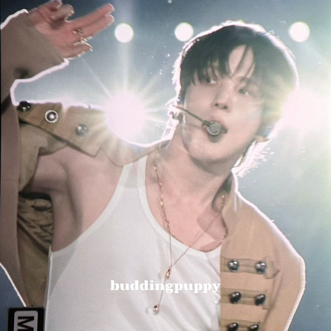 에이티즈의 비하인드 컷