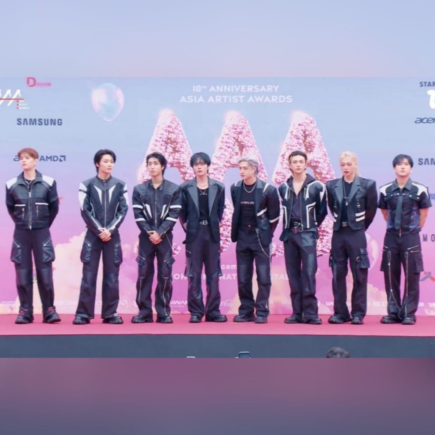 Stray Kids의 비하인드 컷