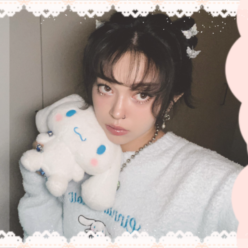 Recent activity shot of AleXa