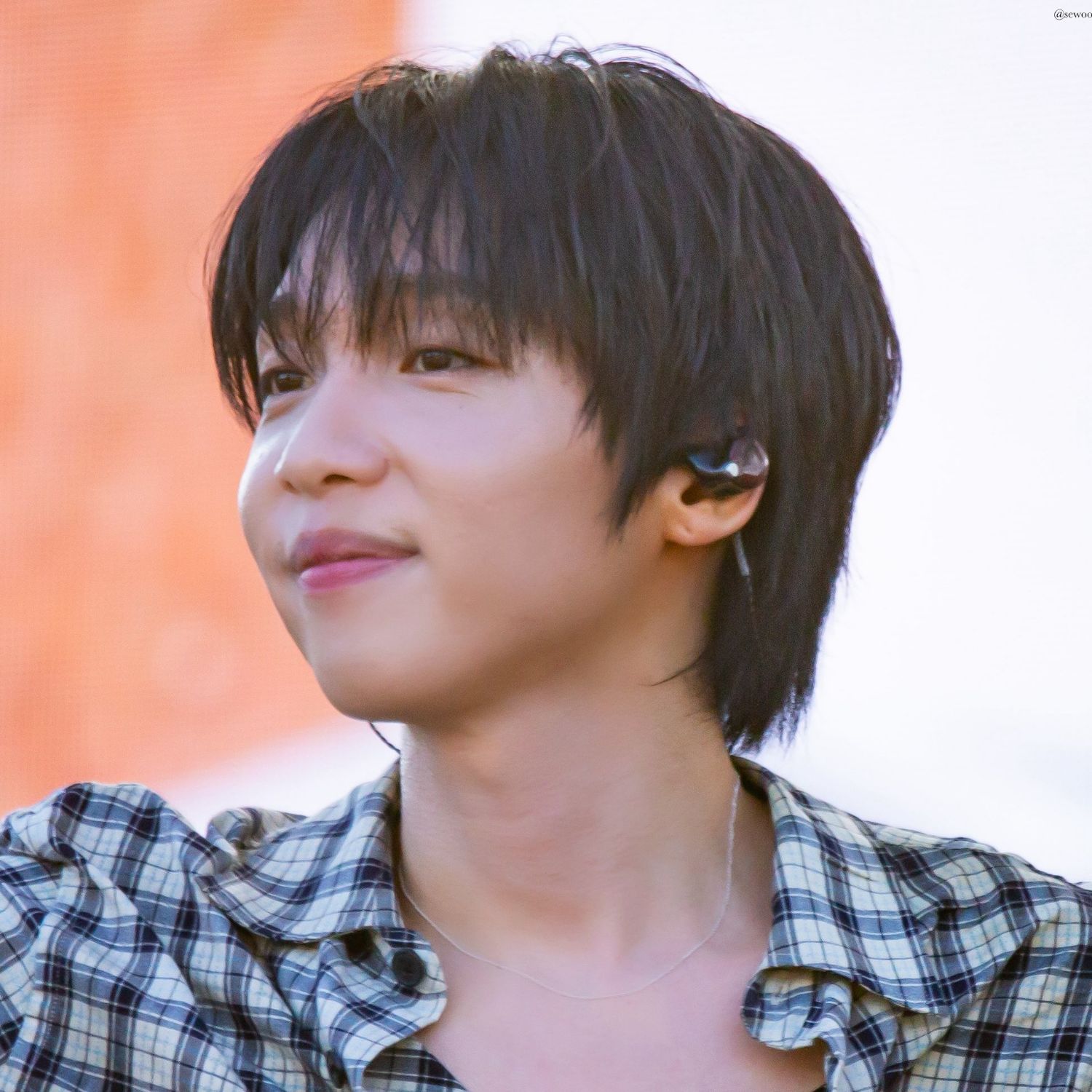 Recent activity shot of Jeong Sewoon