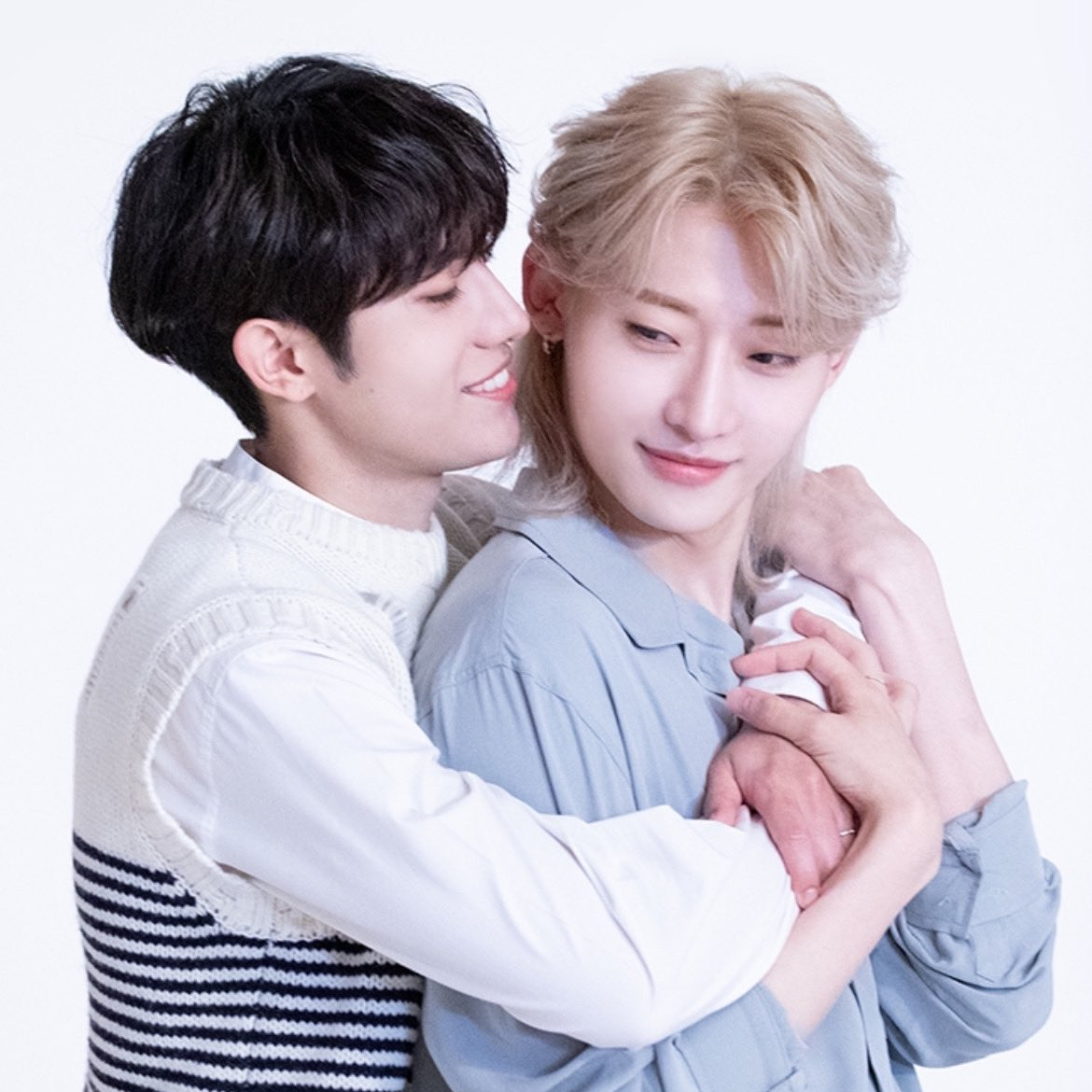 Behind-the-scenes cut of Yoojung (OnlyOneOf)