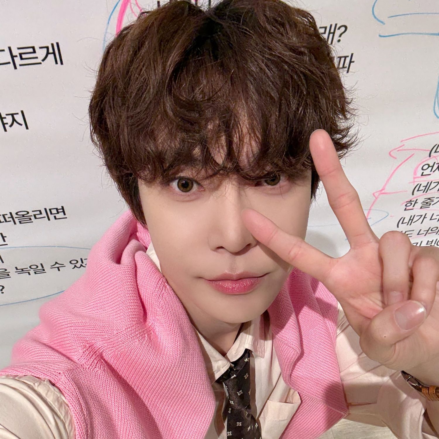 Behind-the-scenes cut of Doyoung (NCT 127)