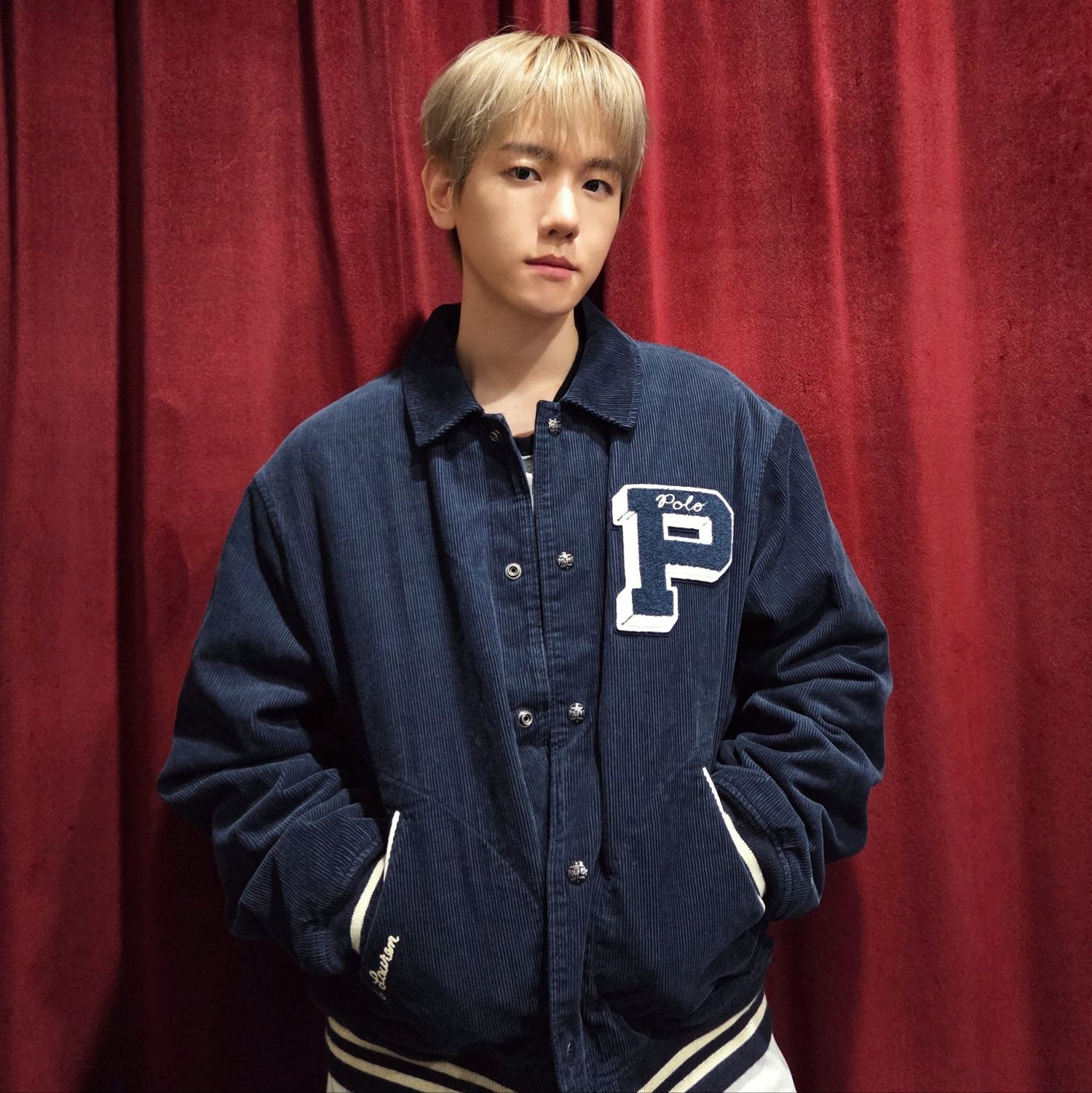 백현 (EXO)의 최신 사진