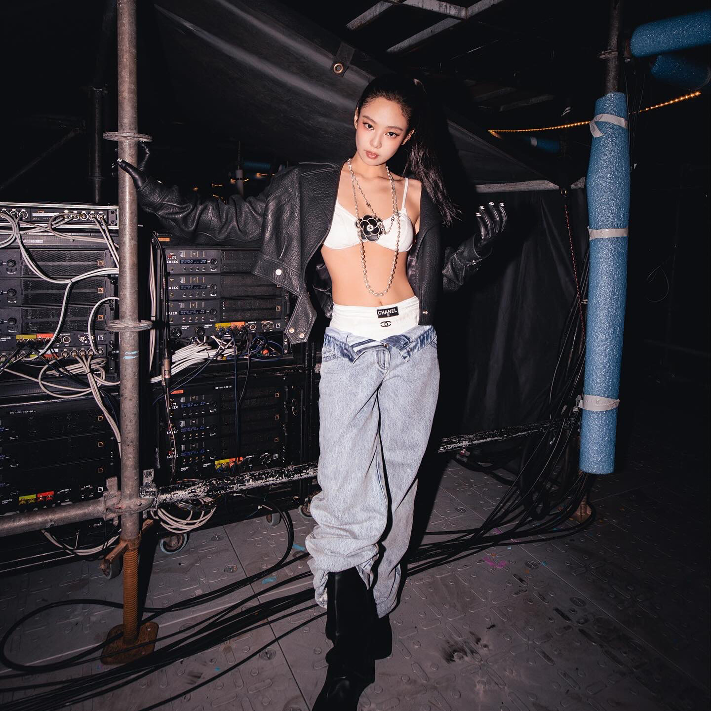 A moment captured by Jennie (BLACKPINK)'s fan