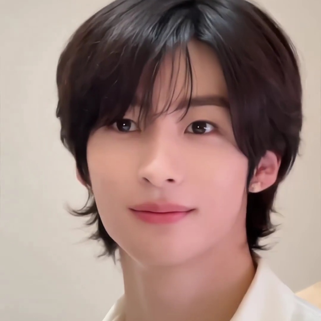 Behind-the-scenes cut of Anton (RIIZE)