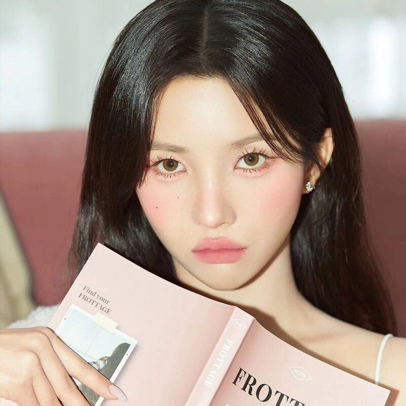 Behind-the-scenes cut of Soyeon (i-dle)