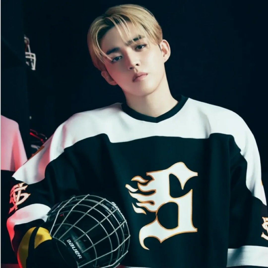 Recent activity shot of S.Coups (SEVENTEEN)