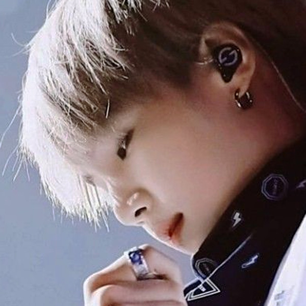 Latest photo of SUGA (BTS)