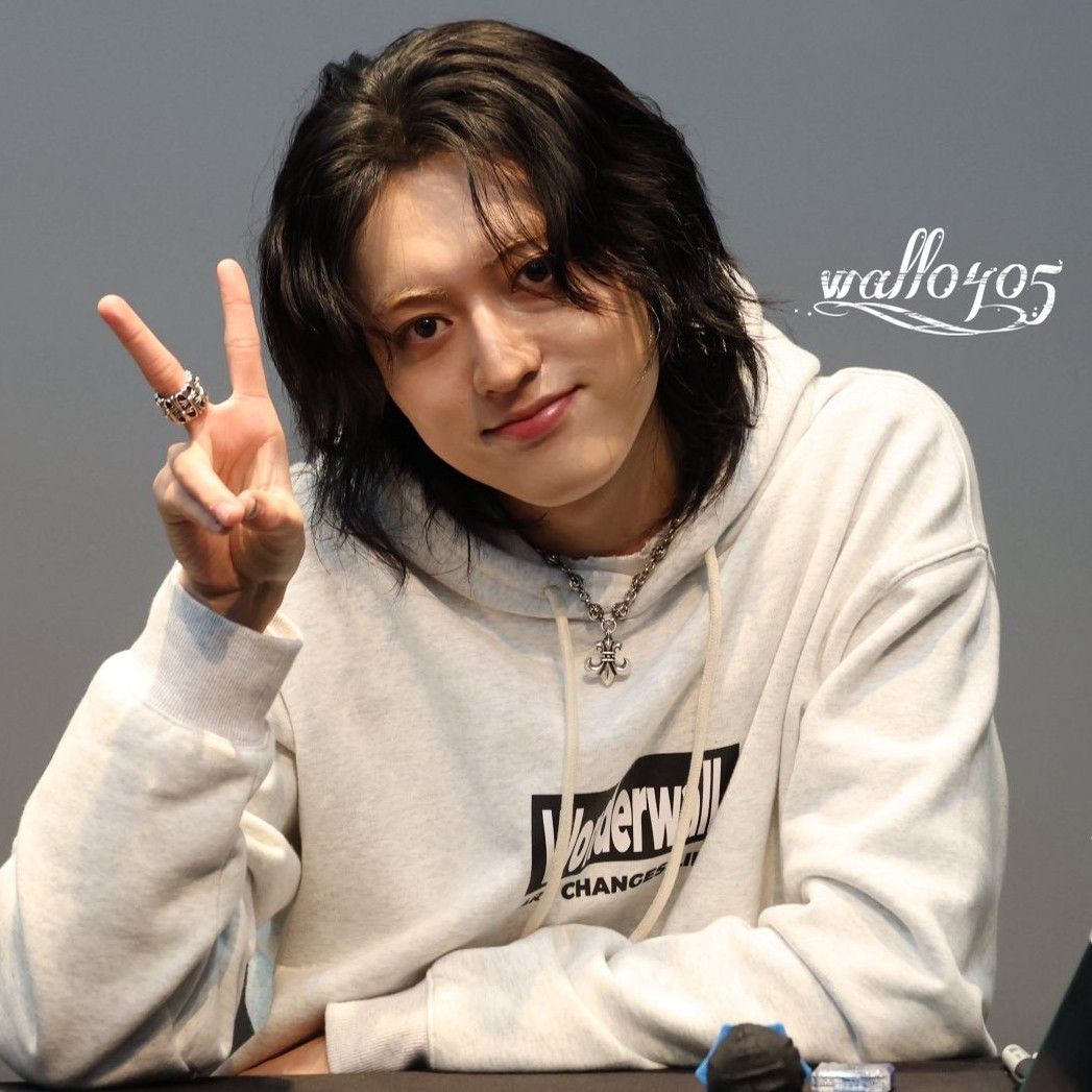 Latest photo of Haruto (TREASURE)