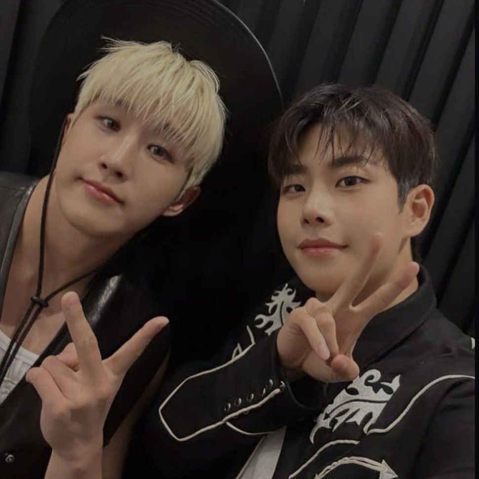 Behind-the-scenes cut of MJ (ASTRO)