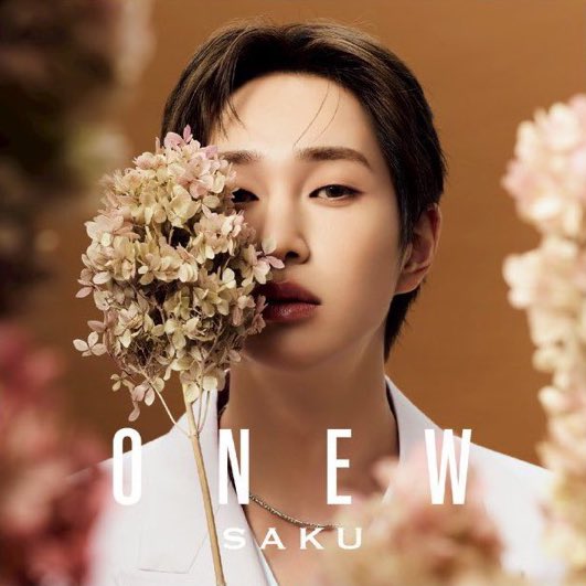 Behind-the-scenes cut of Onew (SHINee)