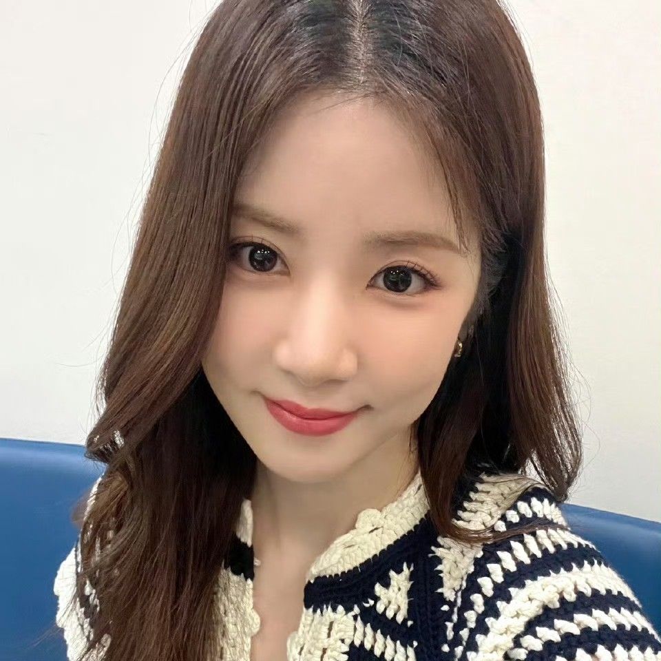 A moment captured by Park Chorong (Apink)'s fan