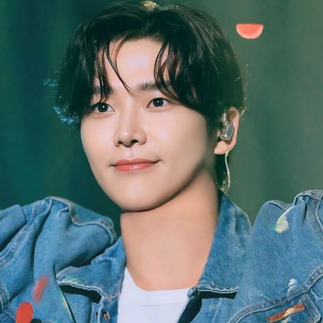 Latest photo of Rowoon