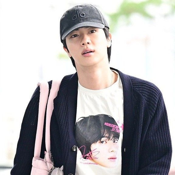 Latest photo of Jin (BTS)