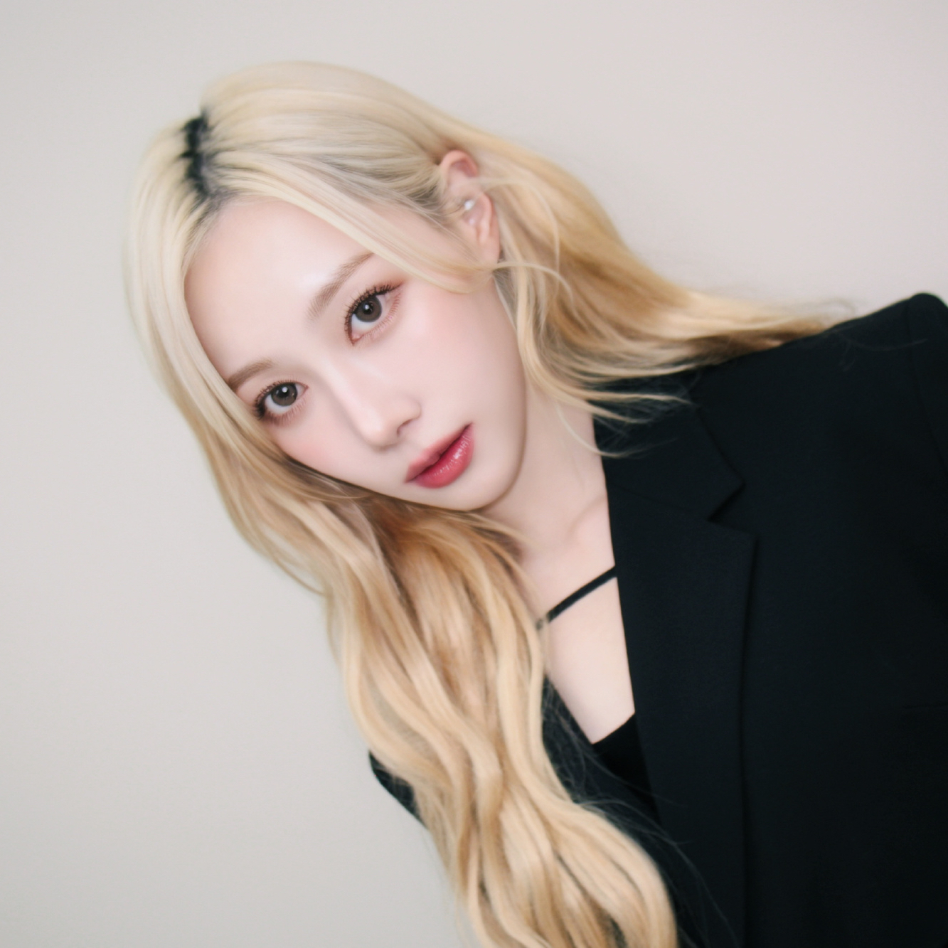 A moment captured by DREAMCATCHER's fan