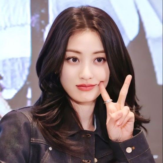 ジヒョ (TWICE)の最近の活動写真